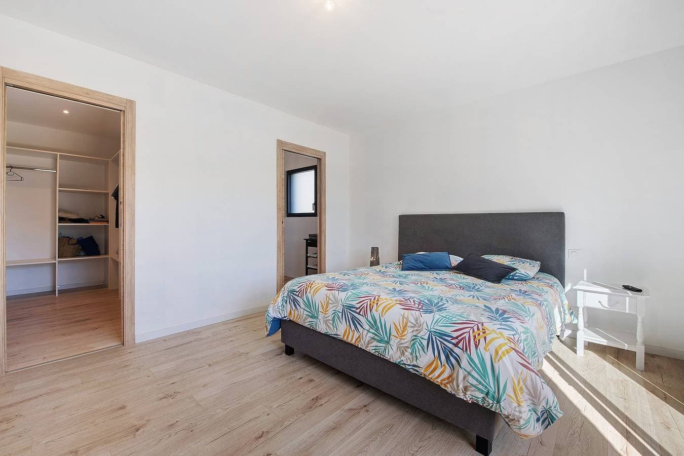 Foto 11 von 25: Neues, modernes Haus in Plouescat, 4 km vom Meer entfernt, mit großer Terrasse