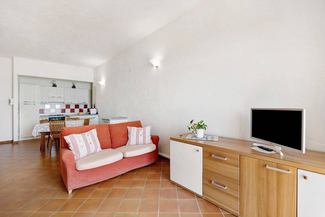 Foto 3 von 19: Ferienwohnung "Oleandro" mit Meerblick, Garten & WLAN