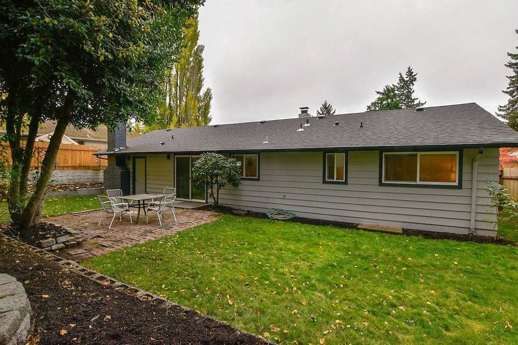 Foto 2 von 18: Ravishing Rambler Home! Garage / Close to Airport
