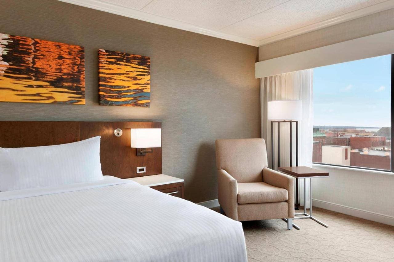 Foto 7 von 12: King Room with Sea View