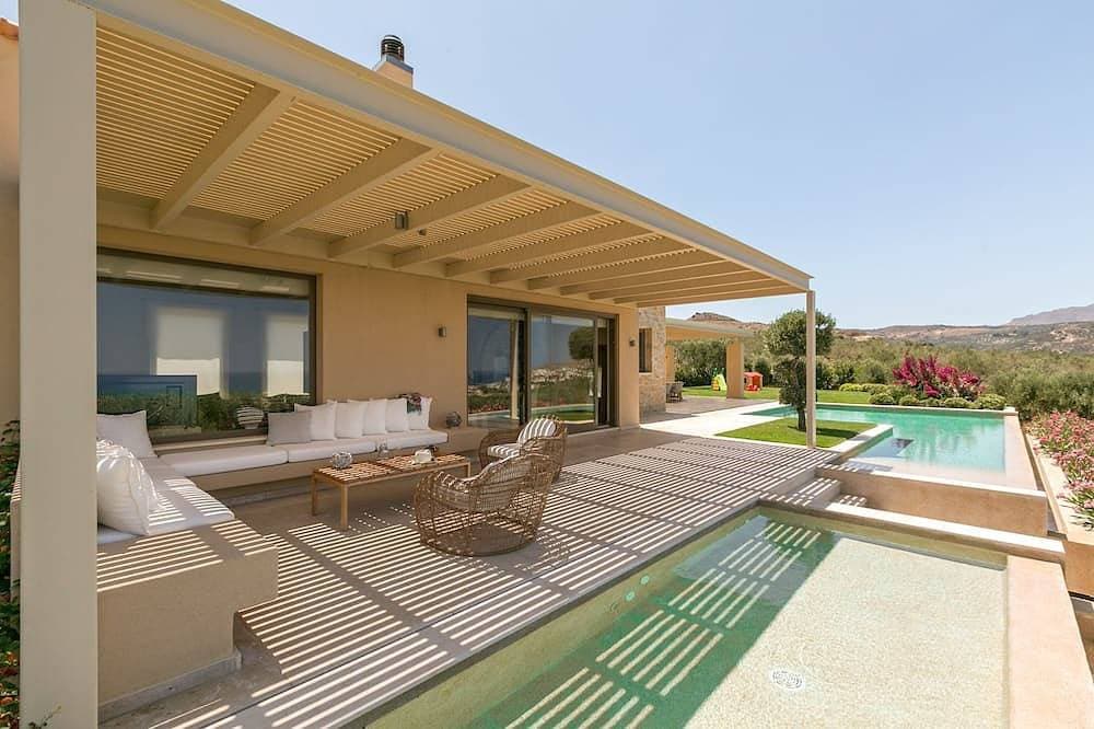 Villa Marat - Vier Schlafzimmer Villa, Schläft 8 1