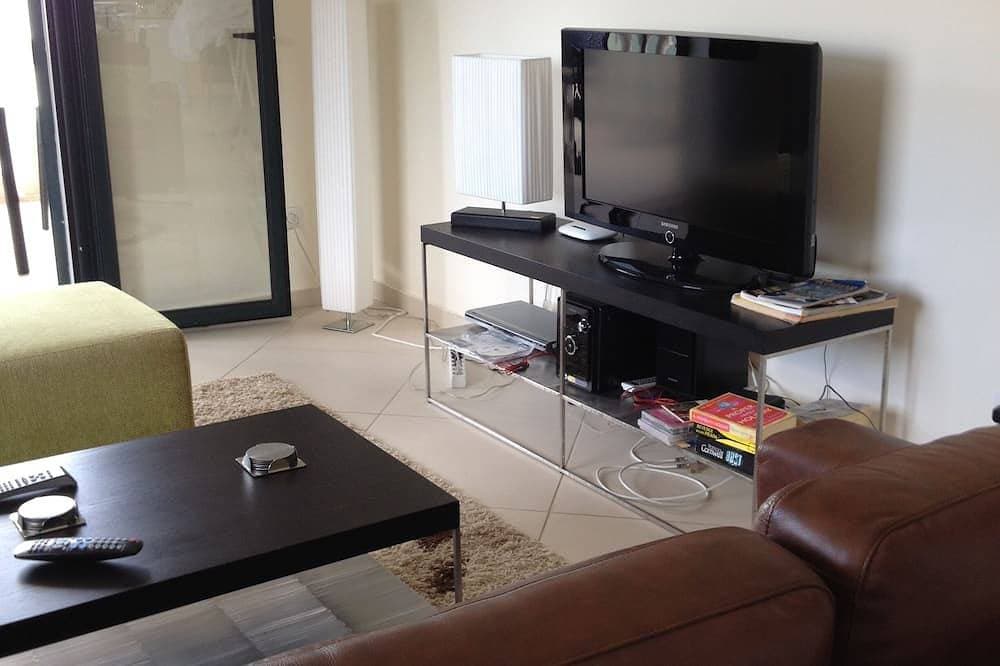 Foto 10 von 30: Luxus-Penthouse-Apartment, atemberaubender Blick auf die Bucht von Kotor, Gemeinschaftspool, WLAN