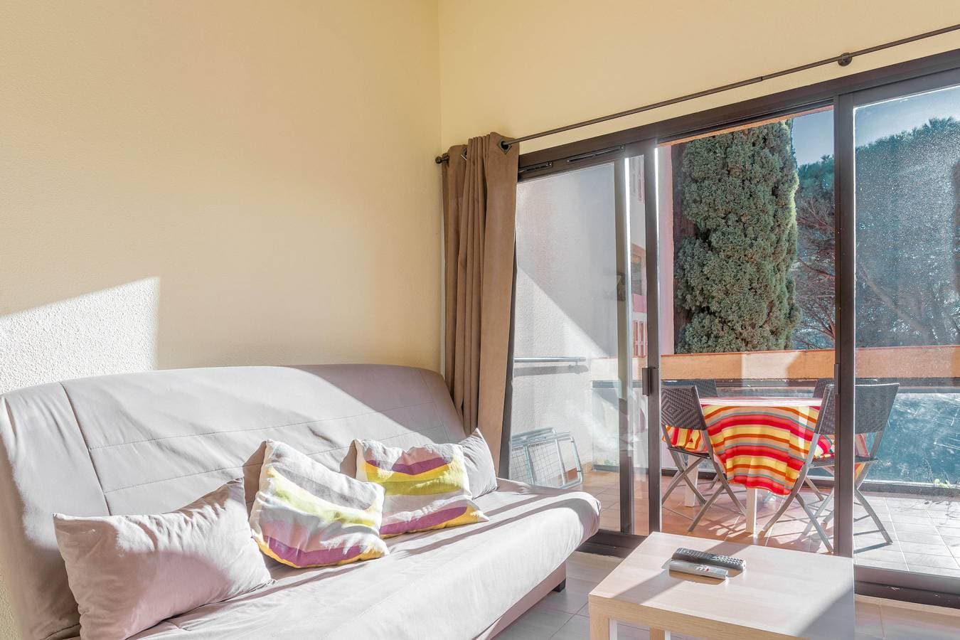 Foto 9 von 26: Appartement 'Sylvabelle' mit Meerblick, Gemeinschaftspool und privater Terrasse