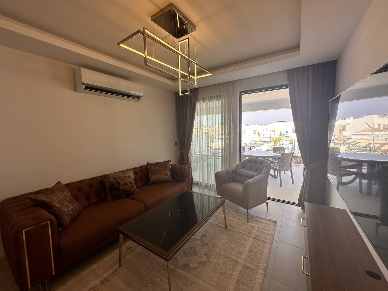 Foto 7 von 34: B1-2 Apartment Mykonos mit Zugang zum Pool