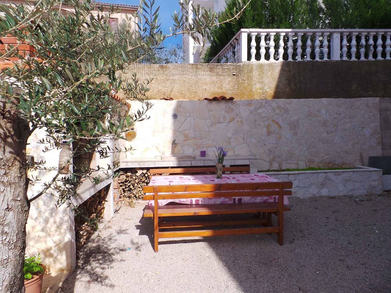 Foto 4 von 25: Studio mit Terrasse und Klimaanlage