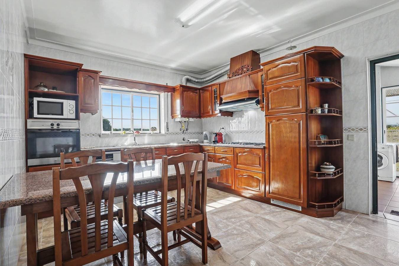 Foto 6 von 30: Casa Avó Judite mit Blick auf die Burg von Óbidos – 4 Sz, Balkon, Grill