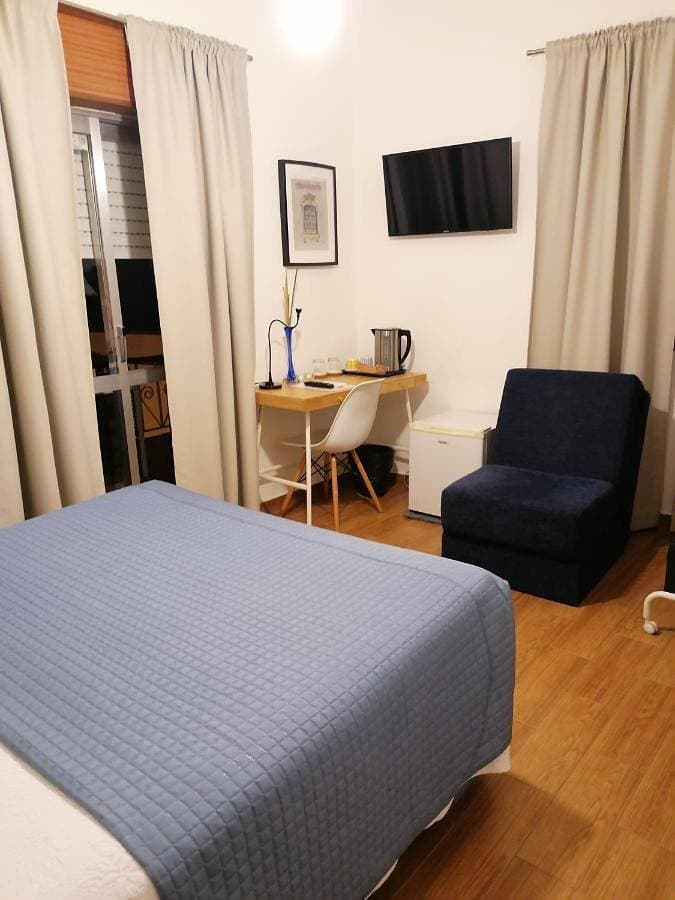 Foto 4 von 47: Double Room with Shared Bathroom
