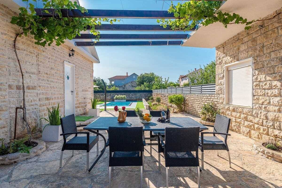 Foto 10 von 41: Villa für 5 Personen mit Pool