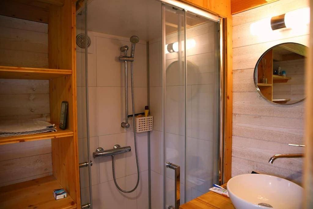 Foto 13 von 28: Two-Bedroom Chalet