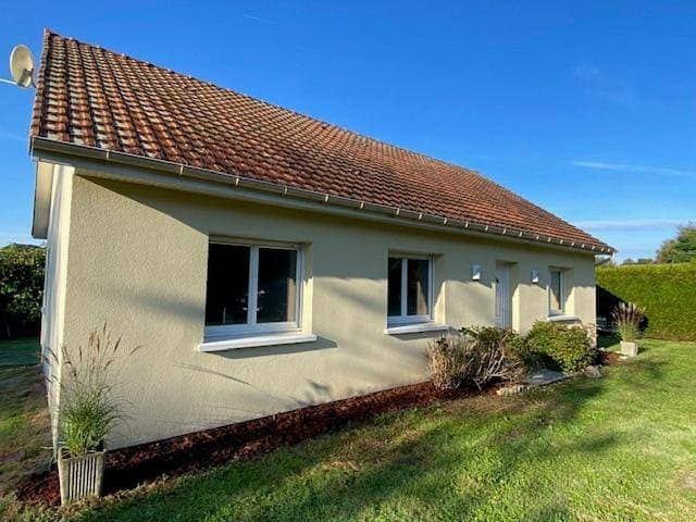 Foto 13 von 24: Three-Bedroom House