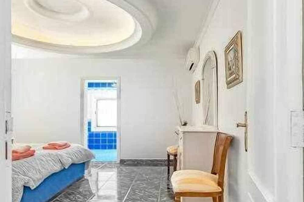 Foto 4 von 30: Villa Raquel with Private Pool and Sea view