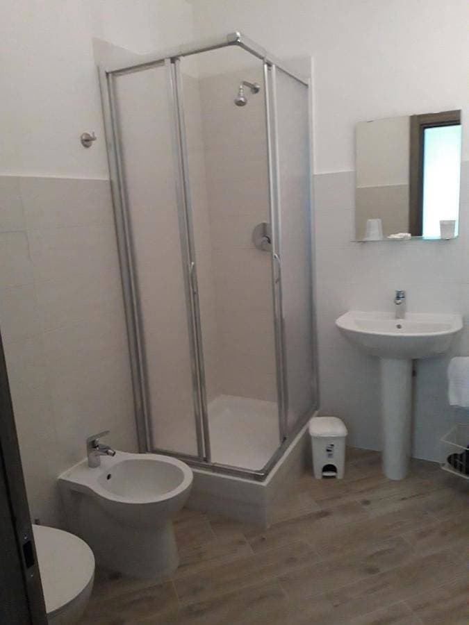 Foto 3 von 7: Twin Room with Extra Bed