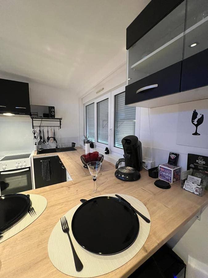 Foto 3 von 22: One-Bedroom Apartment