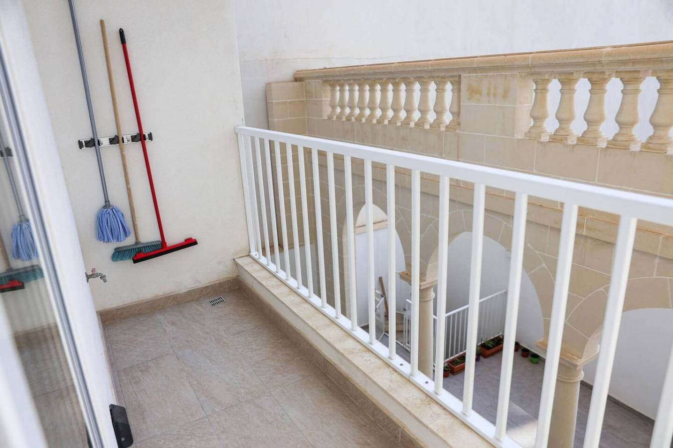 Foto 10 von 29: Ferienwohnung für 4 Personen mit Balkon