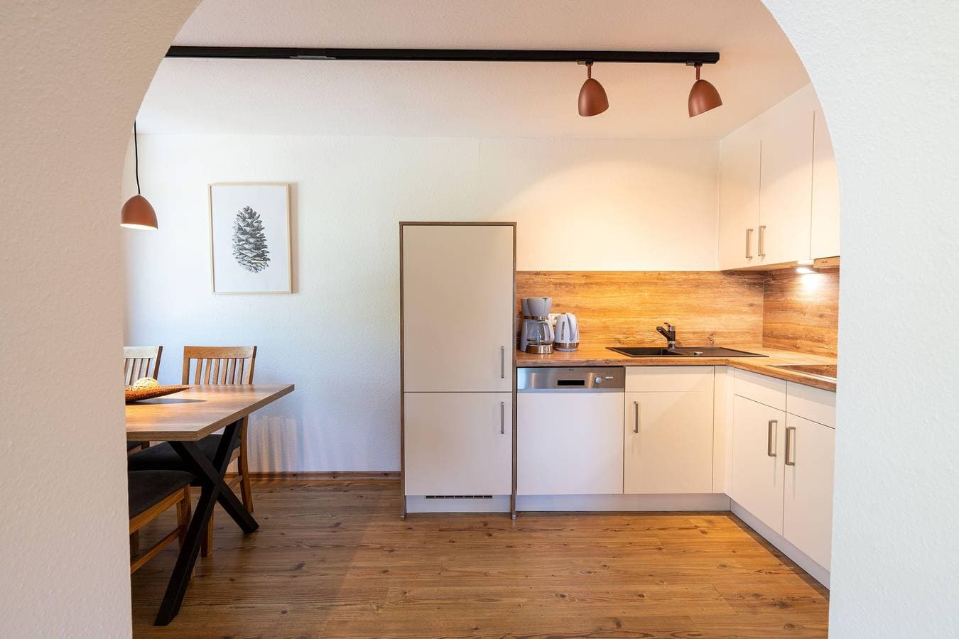 Foto 4 von 43: Appartement 4 mit 1,5 Schlafräumen und 2 Balkonen