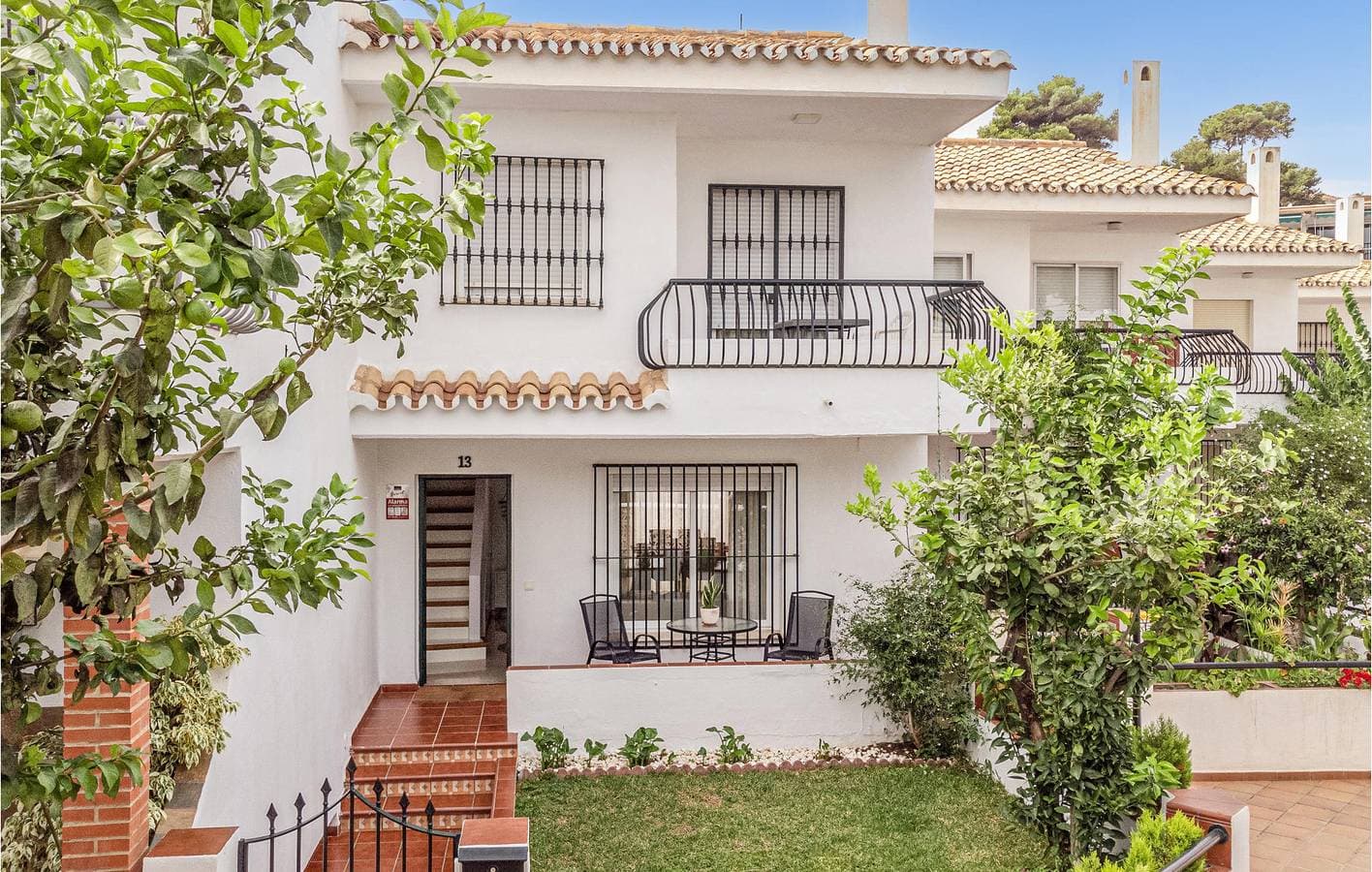Apartment mit Meerblick, Parkplatz, Pool, Terrasse & WiFi 1