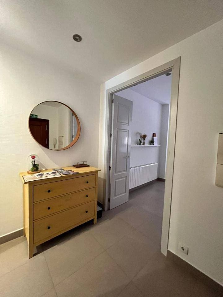 Foto 9 von 26: Two-Bedroom Apartment