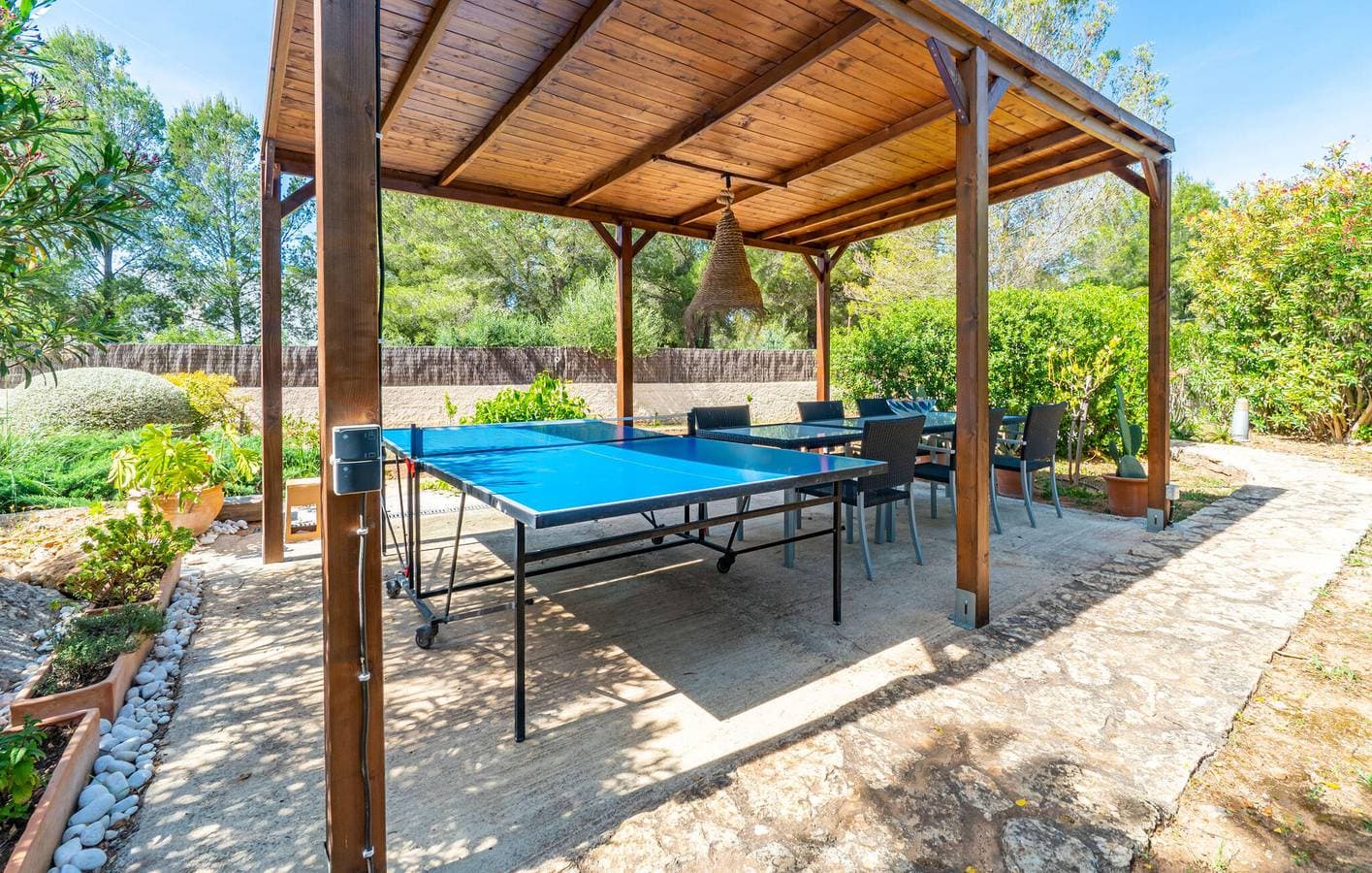 Foto 9 von 46: Meerblick-Paradies mit Pool, Terrasse und Grill
