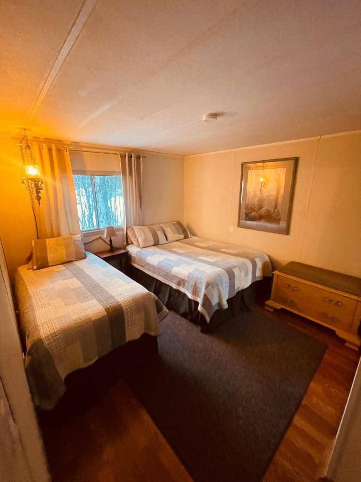 Foto 13 von 16: Family Cottage (1 queen, 3 twin, 1 cot)