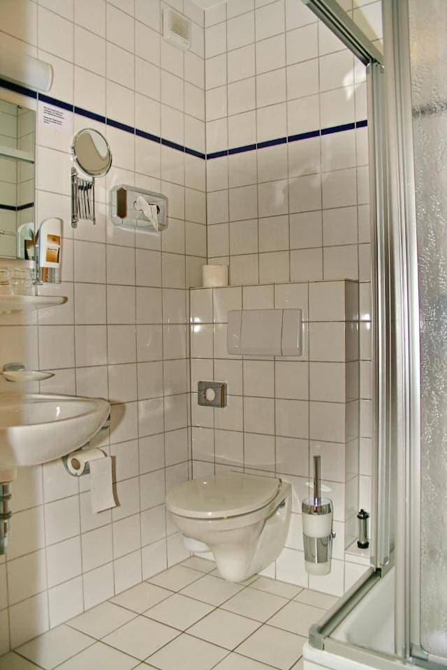 Foto 7 von 9: Double Room
