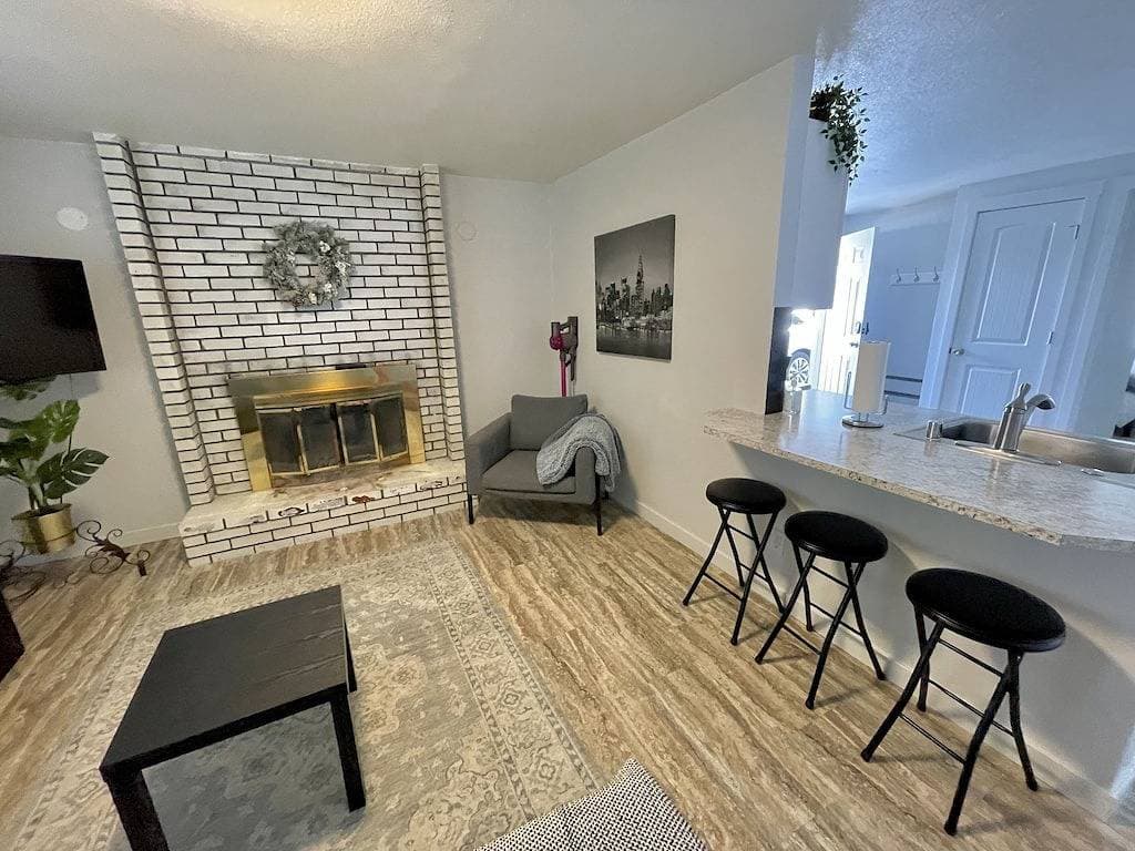 Foto 11 von 23: Private 2 bedroom Guest Suite - pet friendly