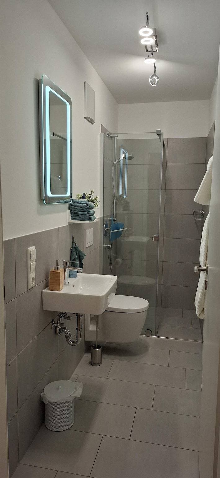 Foto 10 von 17: Appartement/Fewo, Dusche oder Bad, Wc, 2 Schlafräu
