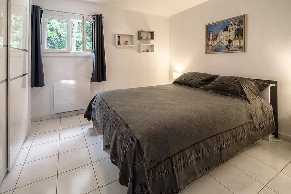 Foto 2 von 21: Ground floor with beautiful garden and view