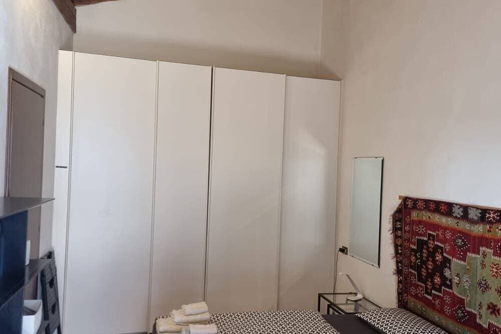 Foto 3 von 17: Exklusive, ruhige Ferienwohnung mit tollem Blick auf den Gardasee