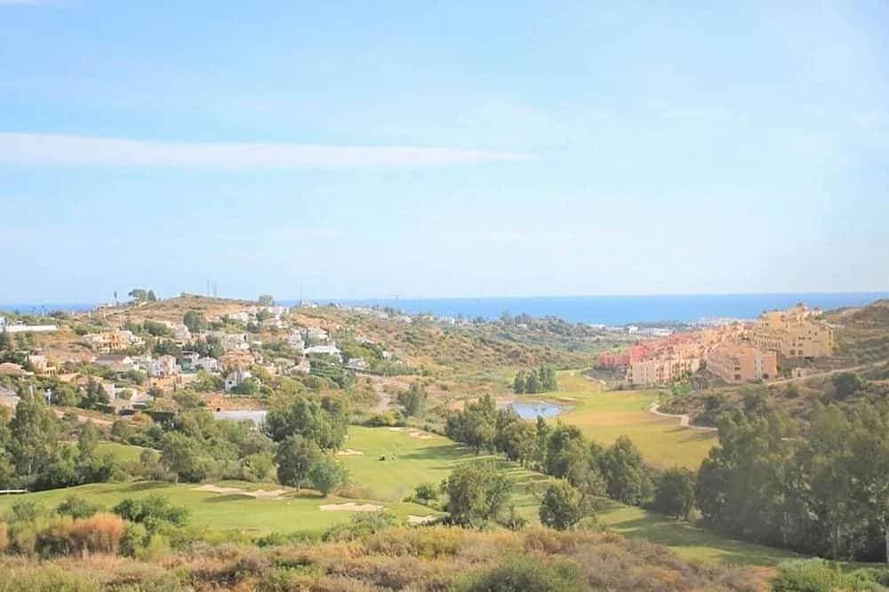 Luxuswohnung in Estepona mit Terrasse und Parkplatz 1