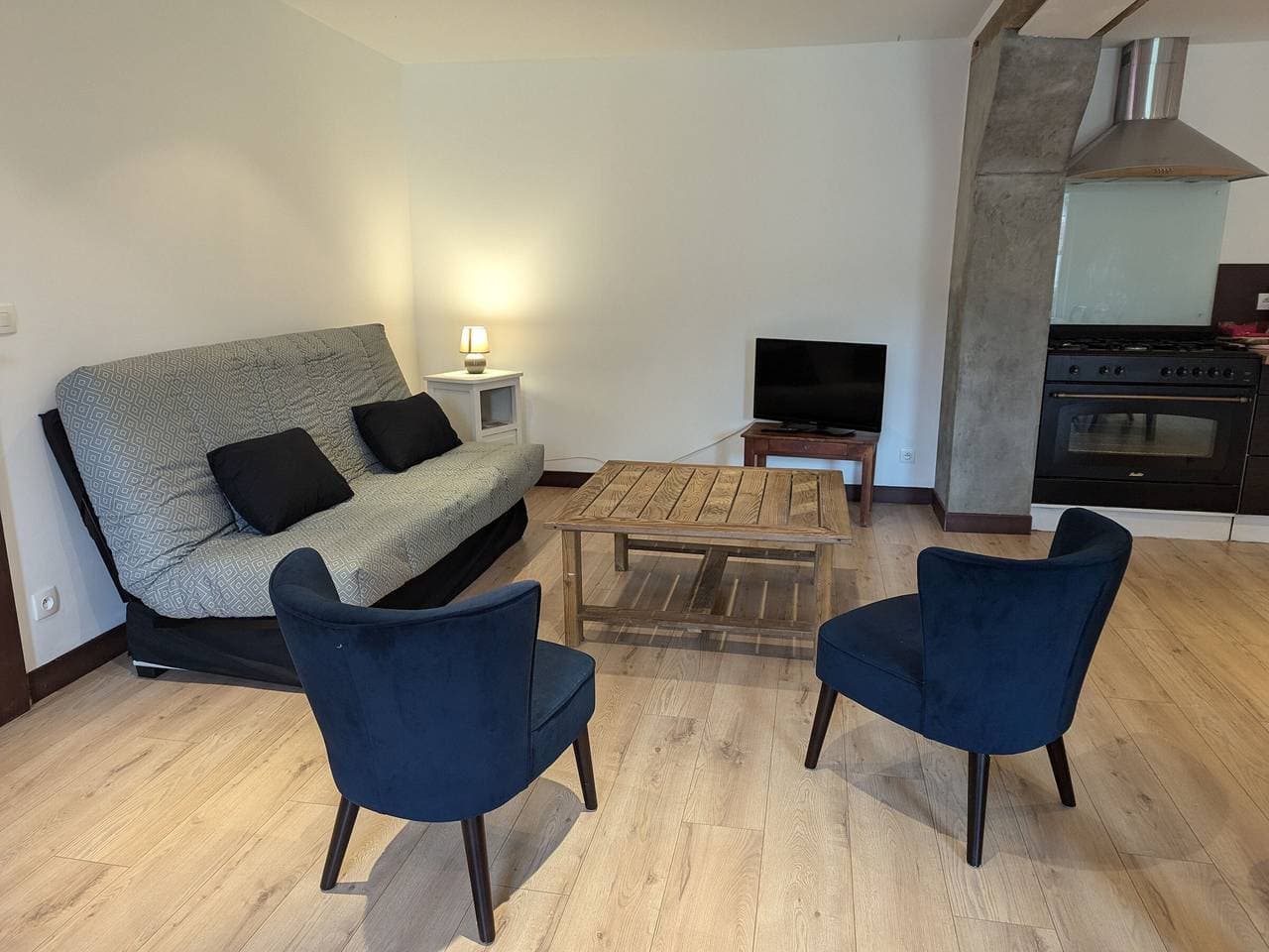 Foto 7 von 22: Authentisches Ferienhaus in Villemurlin mit Garten und Parkplatz