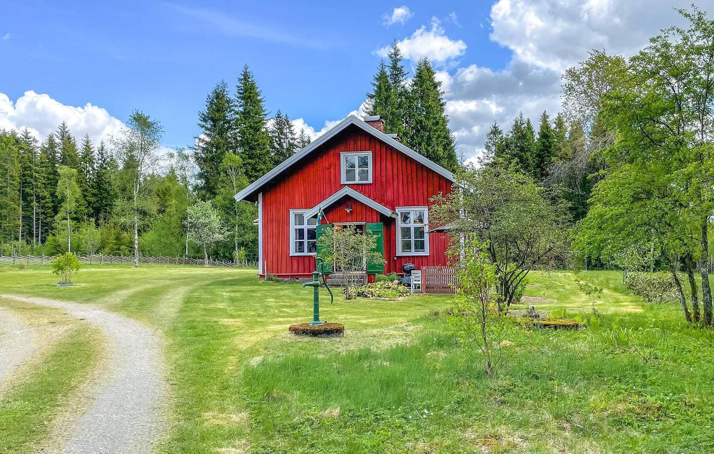 Foto 3 von 27: Ferienhaus für 8 Personen mit Garten