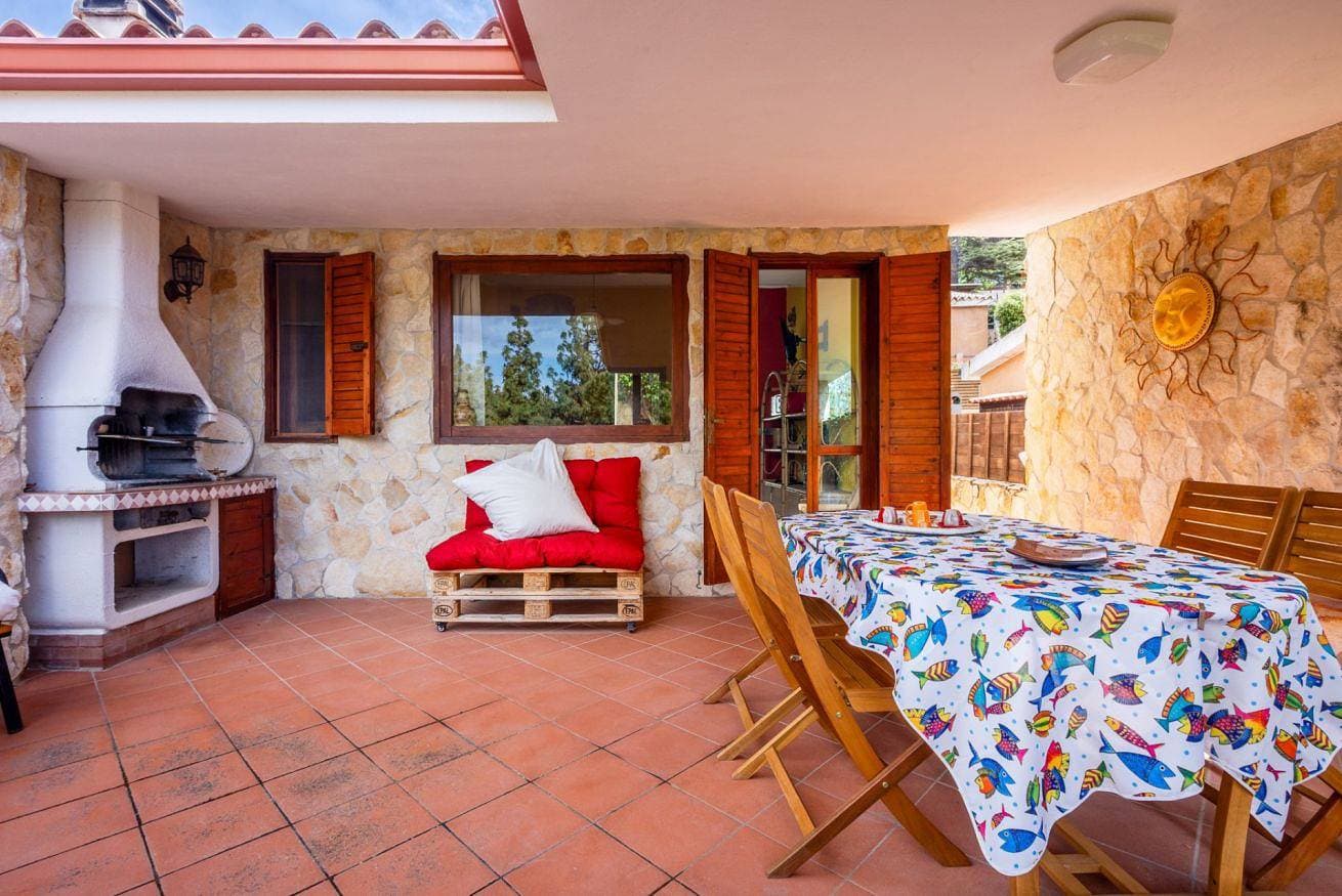 Foto 8 von 35: Ferienwohnung für 6 Personen mit Garten