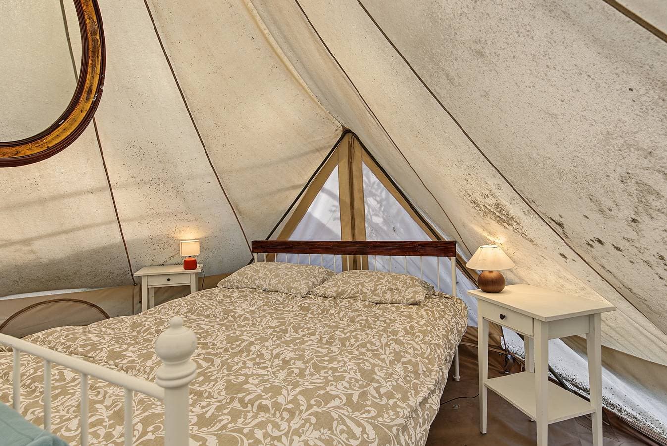 Foto 5 von 25: „Glamping C Selva Tenda Ciliegio“ mit BBQ und Gemeinschaftspool