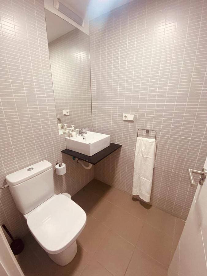 Foto 4 von 6: Two-Bedroom Apartment