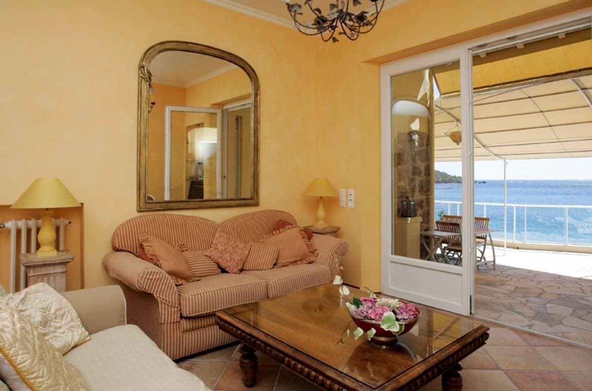 Foto 4 von 36: Villa für 8 Personen mit Whirlpool