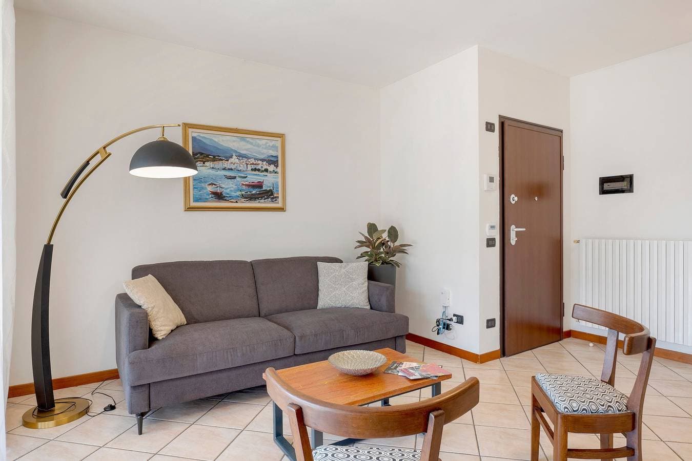 Foto 12 von 29: Ferienwohnung 'Katy Lake Rosmarino' mit privater Terrasse, WLAN und Klimaanlage
