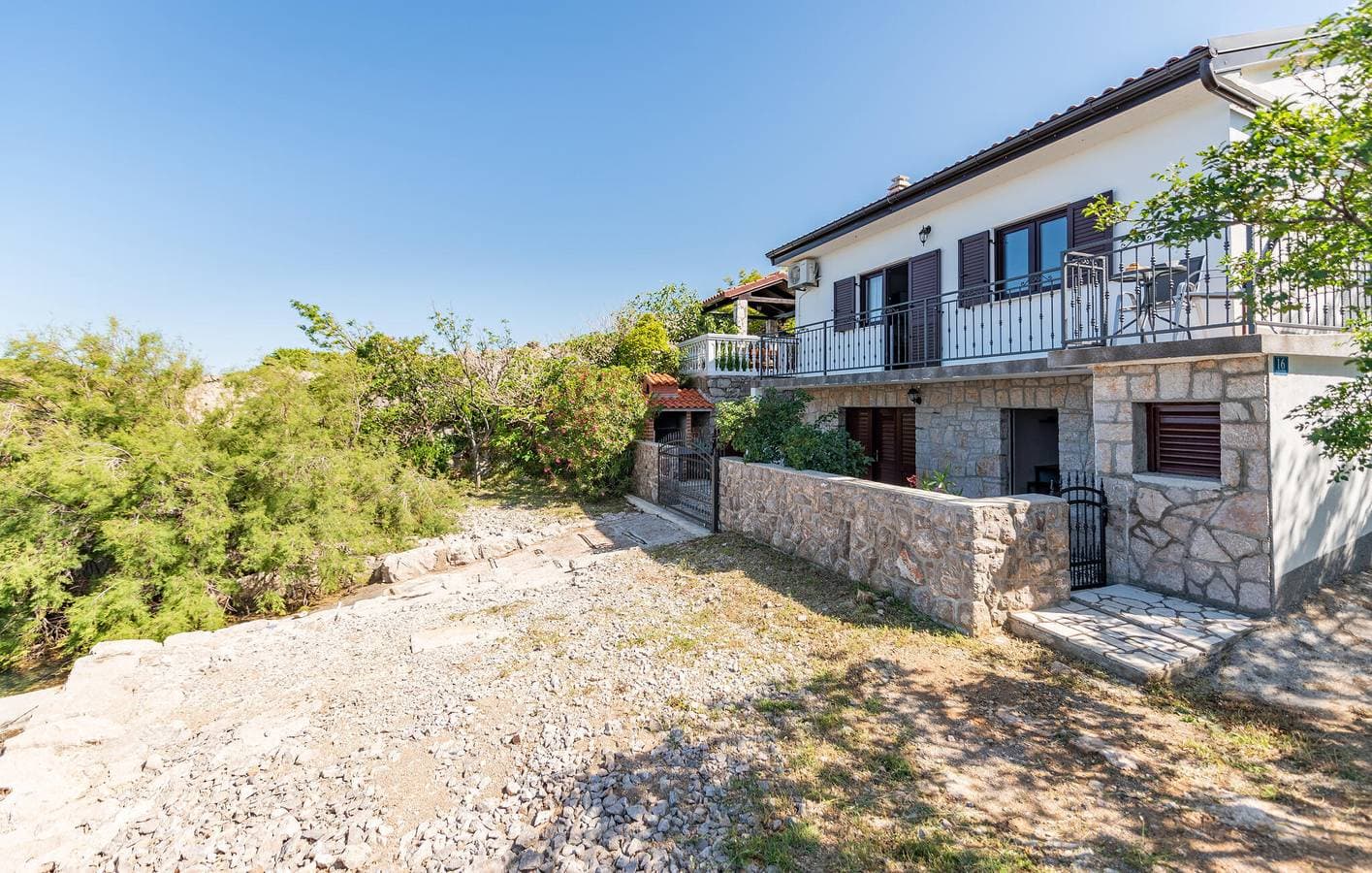 Foto 7 von 45: Urlaub am Meer: Apartment mit Meerblick, Terrasse, Parkplatz und WLAN