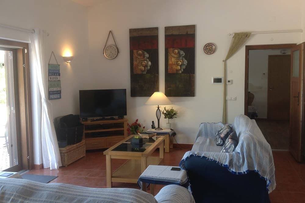 Foto 9 von 30: Ländliche Algarve-Villa mit privatem Pool / kostenlosem WLAN in der Nähe von Silves Golf und Stränden