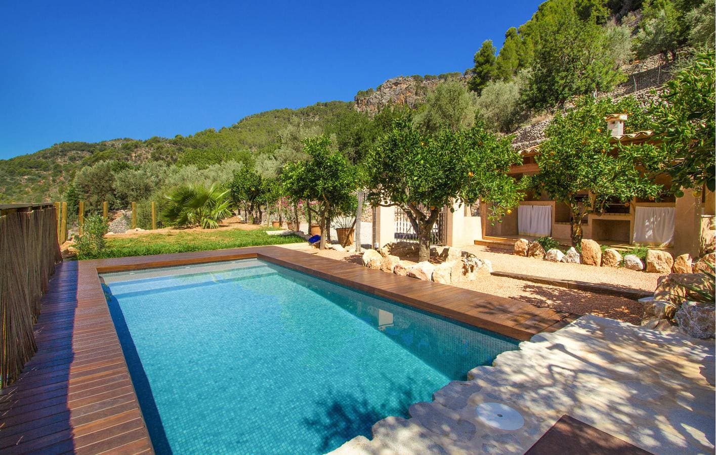 Foto 10 von 28: Gemütliche Ferienwohnung mit Pool und Terrasse in der Nähe von Fornalutx