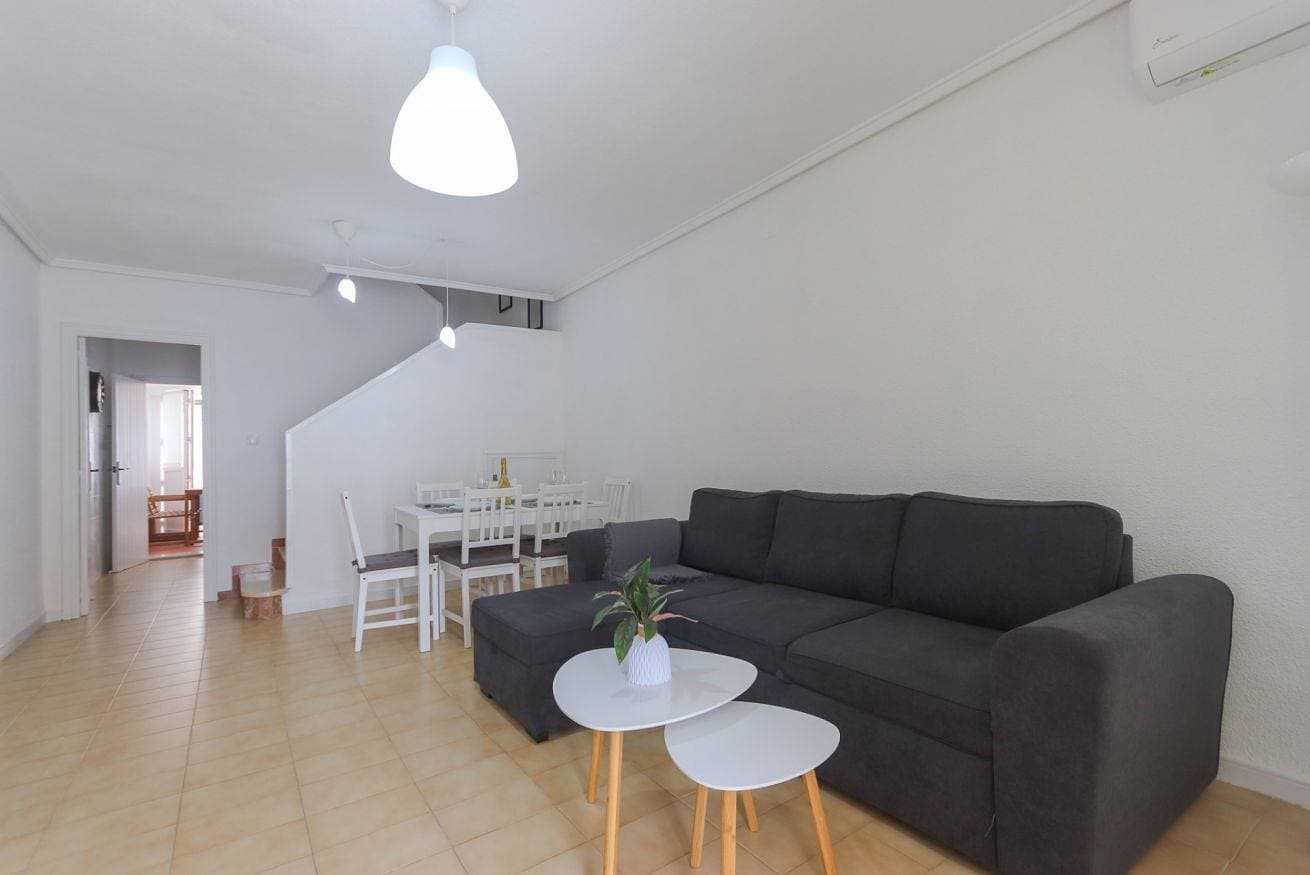 Foto 3 von 31: Ferienwohnung für 4 Personen mit Balkon/Terrasse