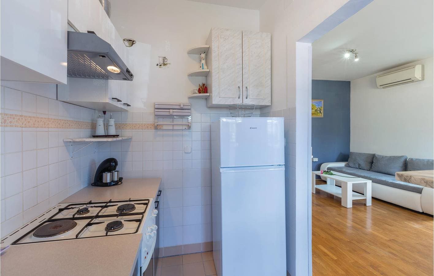 Foto 12 von 23: Gemütlich, 1,5 km zum Strand: Apartment mit WLAN, Klimaanlage und Terrasse