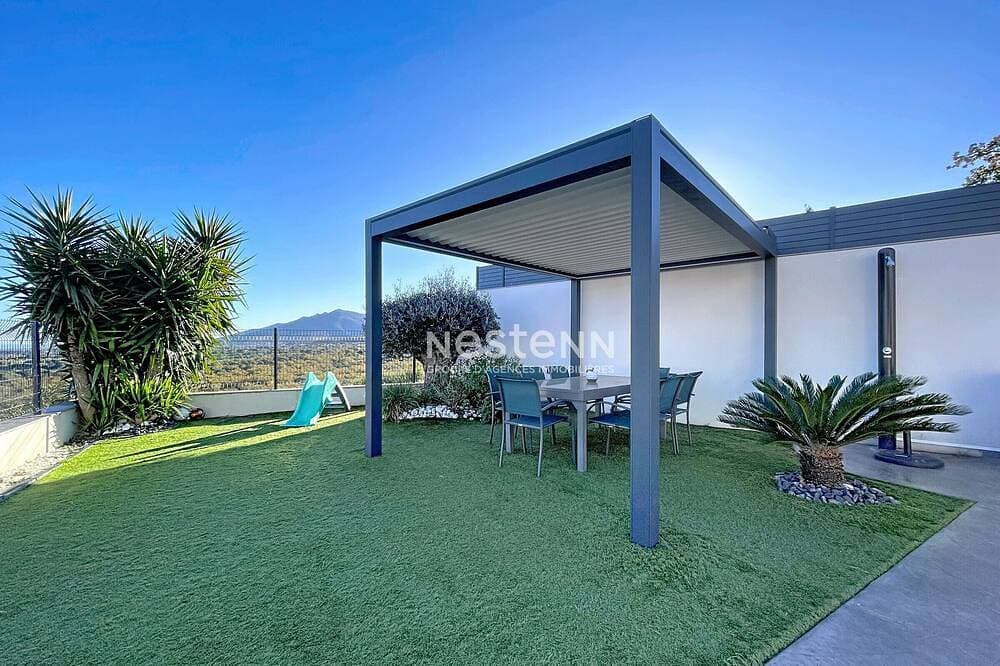 Foto 10 von 24: Zeitgenössische Villa mit privatem Infinity-Pool