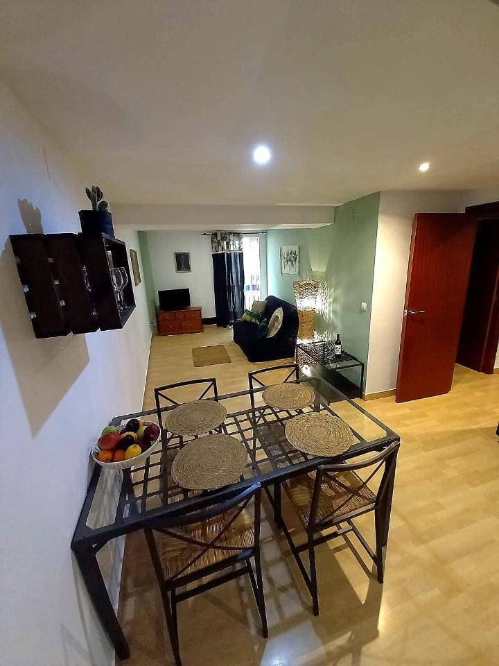 Foto 10 von 15: Two-Bedroom Apartment