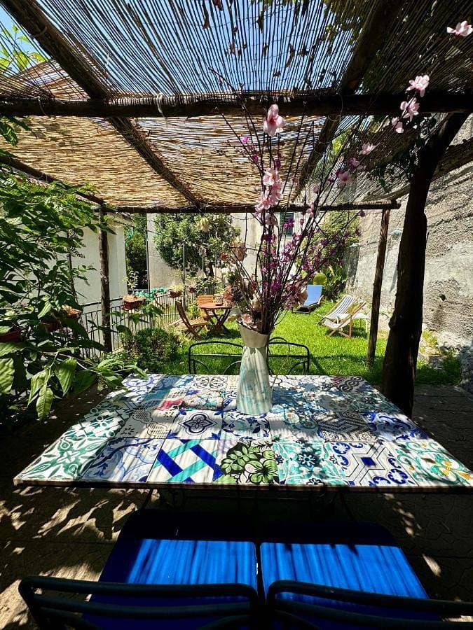 Gogas Amalfi Coast 1