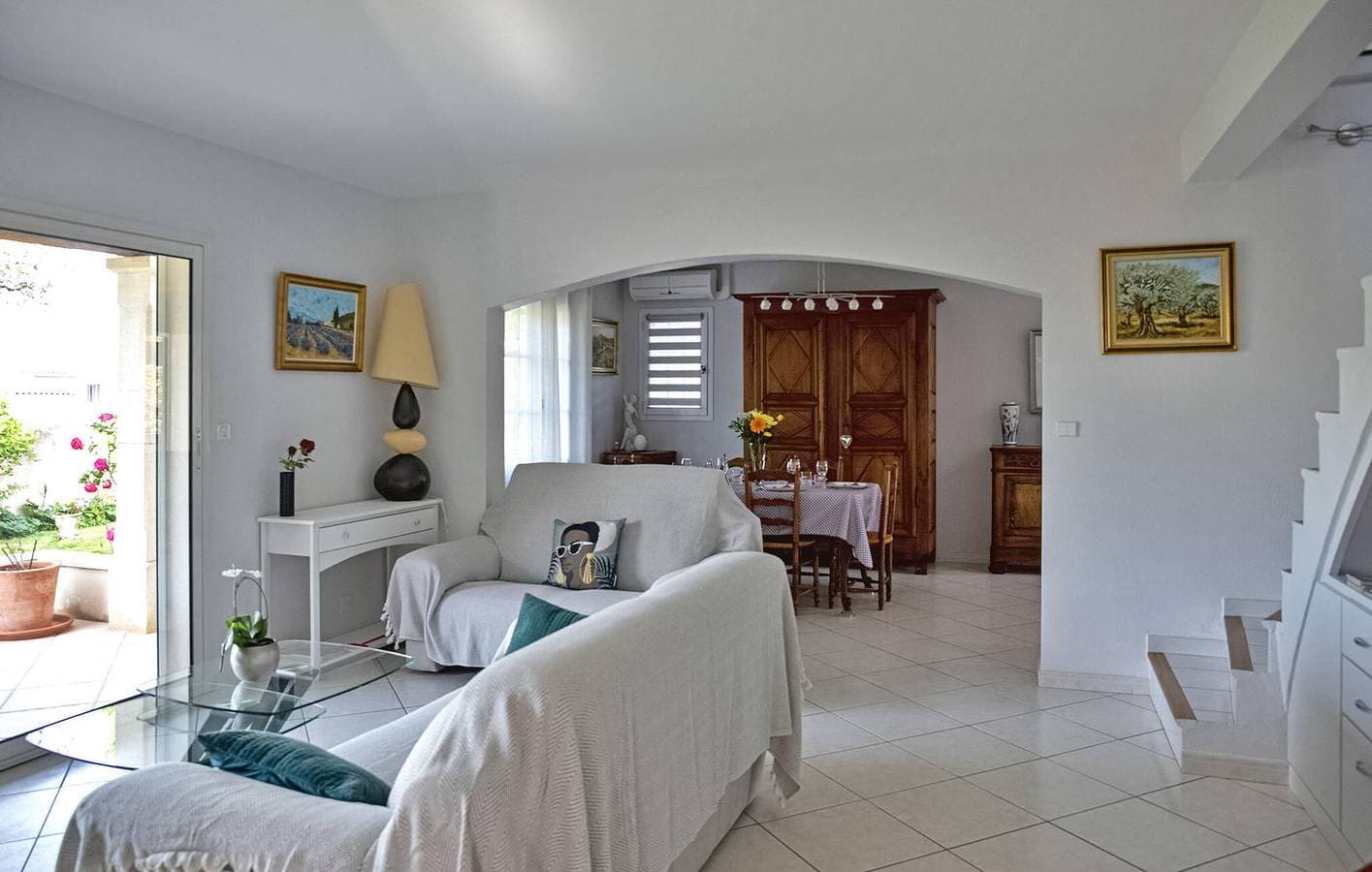 Foto 13 von 27: Moderne 110m² Wohnung: AC, Parkplatz, Pool, WiFi - Graveson