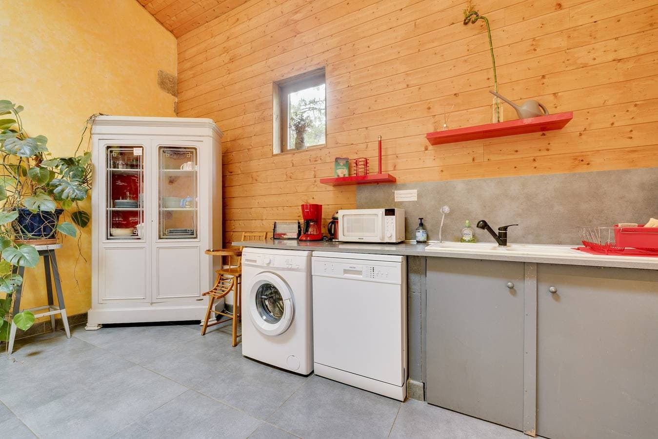 Foto 8 von 26: Le Fil Rouge – Ein gemütliches Ferienhaus zwischen Stein und Design auf dem Land