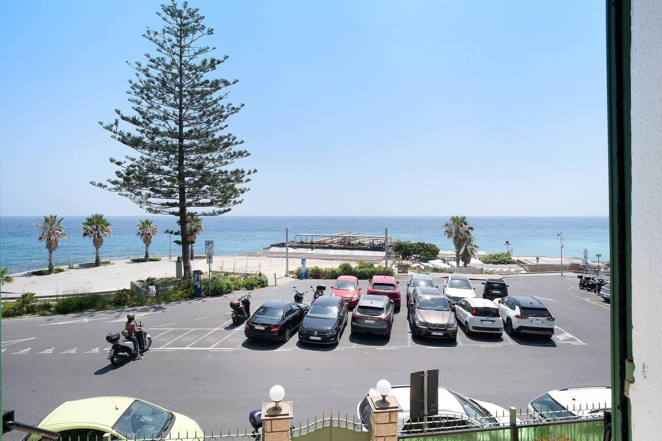 Foto 10 von 25: Villa 'Capriccio' mit Meerblick, privater Terrasse und privatem Garten
