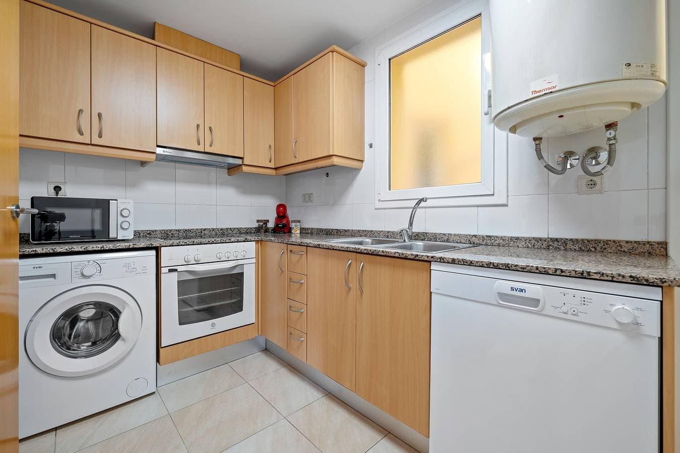 Foto 9 von 20: Ferienwohnung 'Sara' mit Privatterrasse, WLAN und Klimaanlage