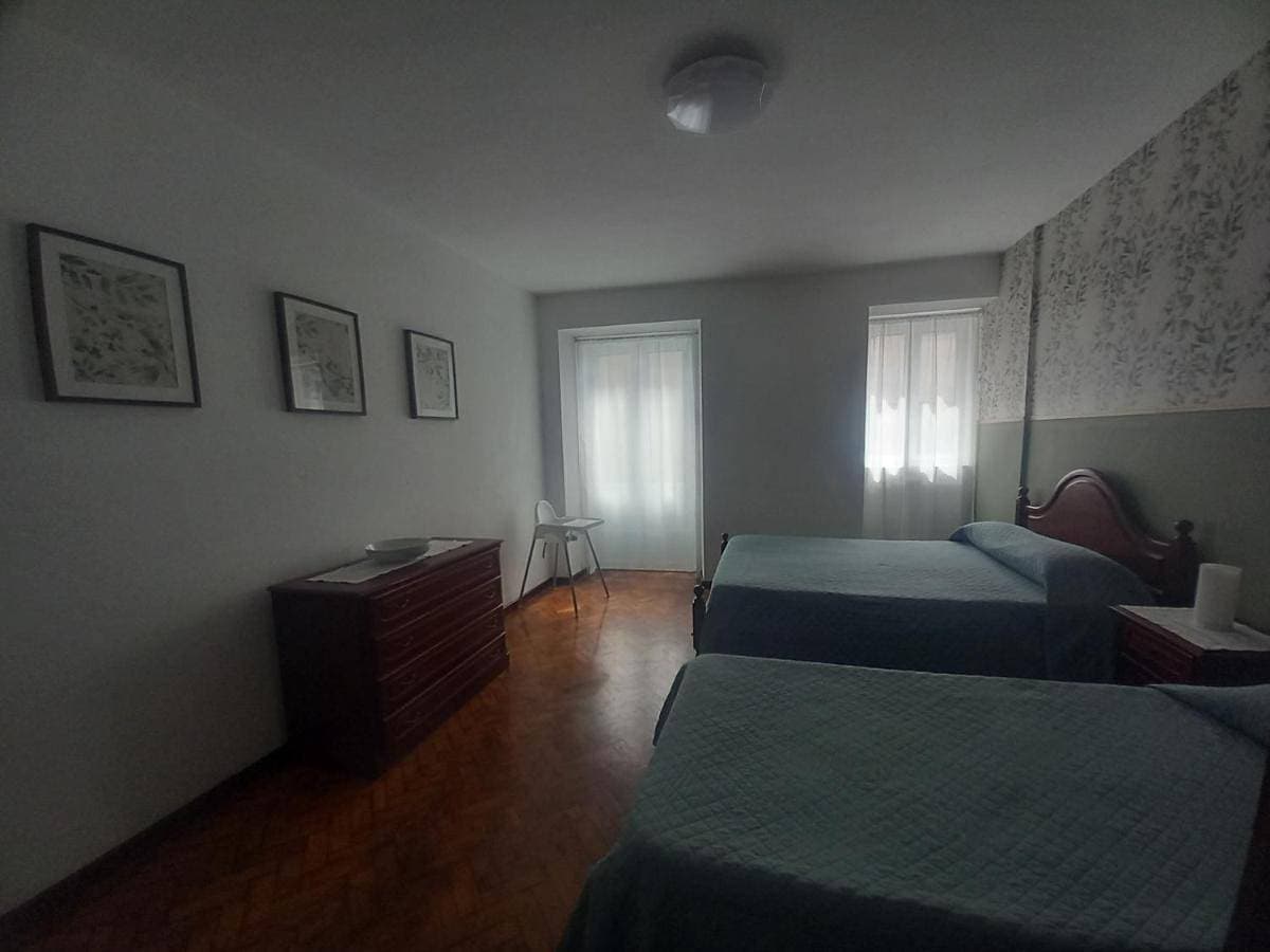 Foto 5 von 31: Three-Bedroom Apartment