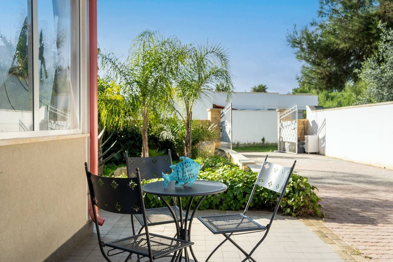 Elenya Garden Retreat 1